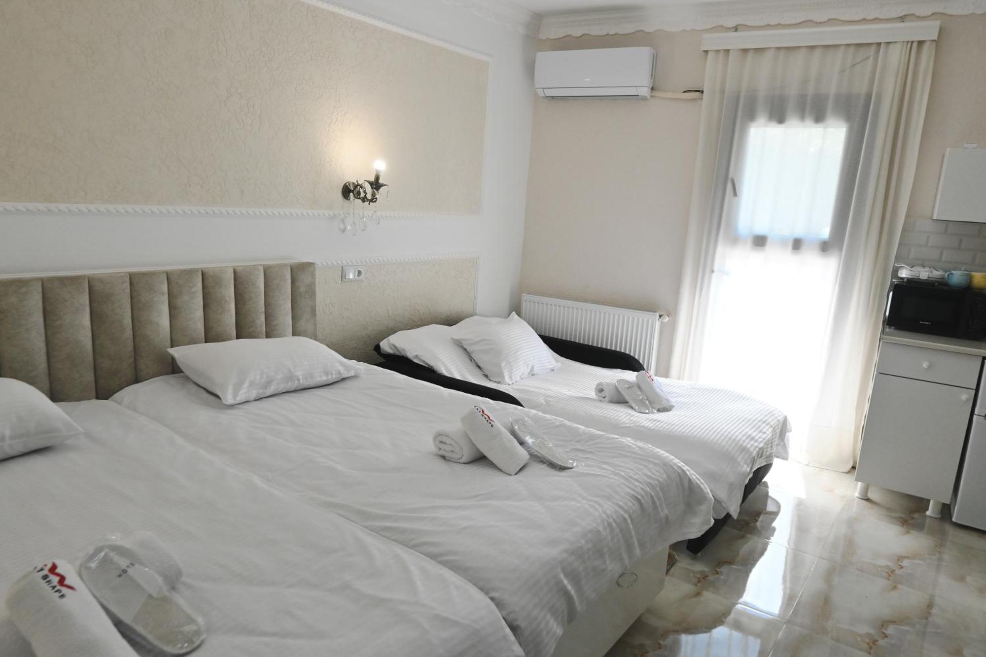 Jerusalem Merkaz Hotel Koetaisi Buitenkant foto