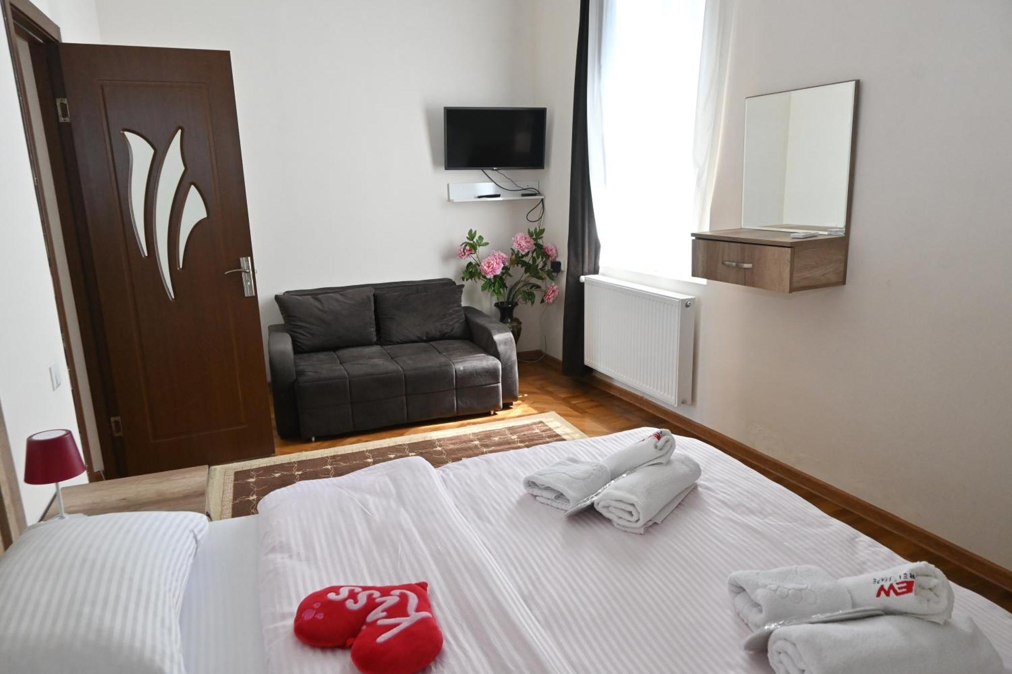 Jerusalem Merkaz Hotel Koetaisi Buitenkant foto