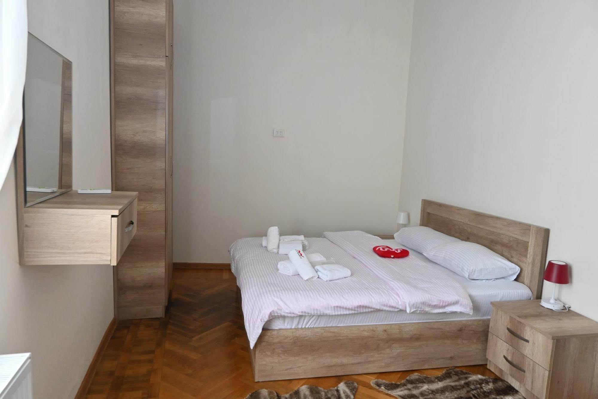 Jerusalem Merkaz Hotel Koetaisi Buitenkant foto