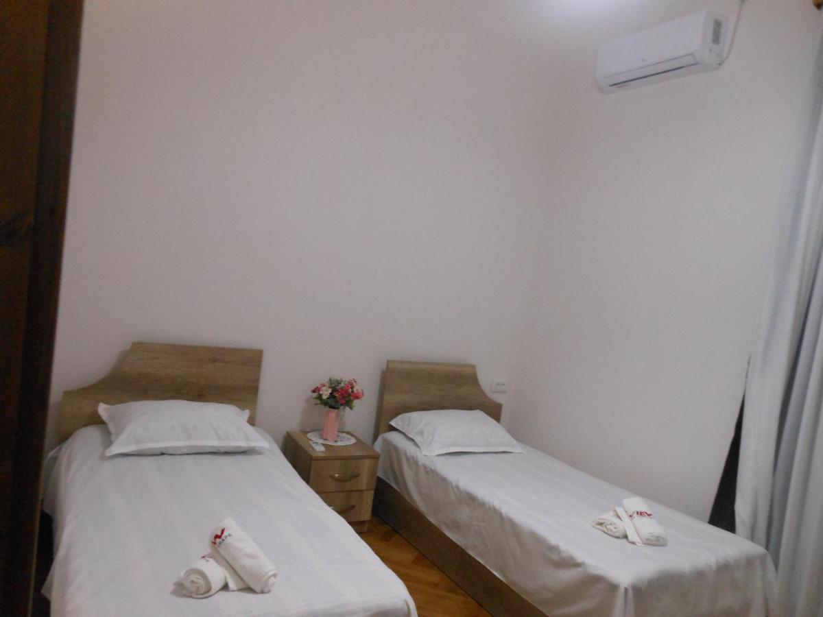 Jerusalem Merkaz Hotel Koetaisi Buitenkant foto