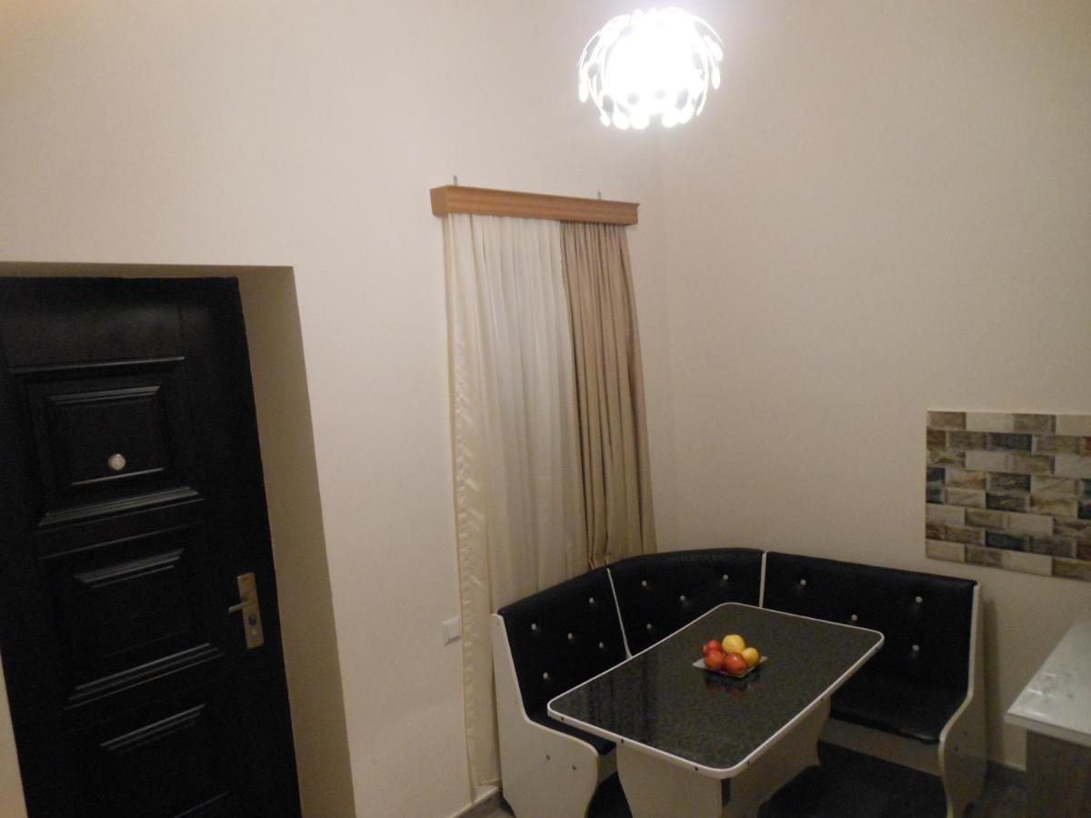 Jerusalem Merkaz Hotel Koetaisi Buitenkant foto